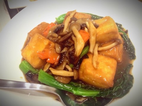 Yummy tofu dish with a mouth watering sauce! 