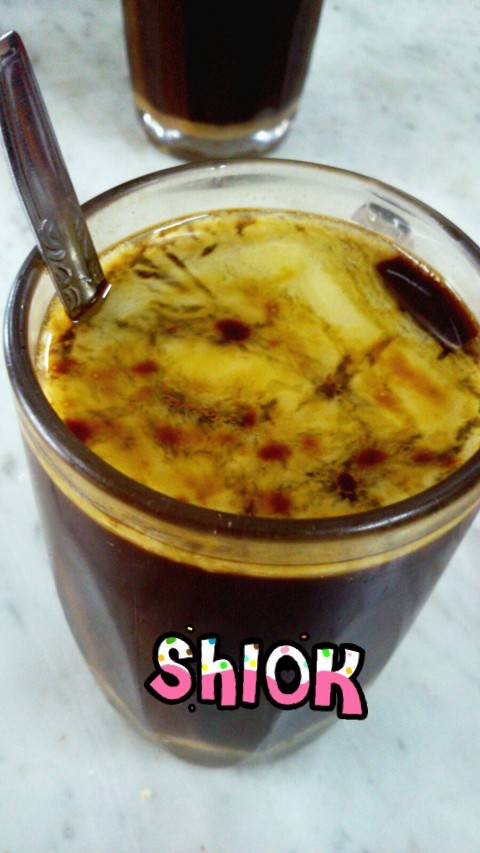 Old-skool stocking-strained kopi with a swirl of butter #dontsayibojio