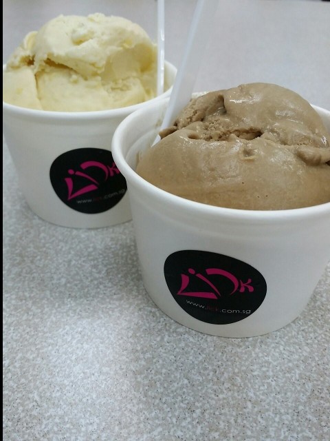 yummy Mao shan Wang and cappuccino ice cream!