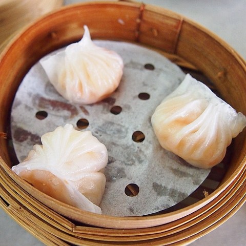 Dumpling skin had a good thickness + prawn was good and succulent! 