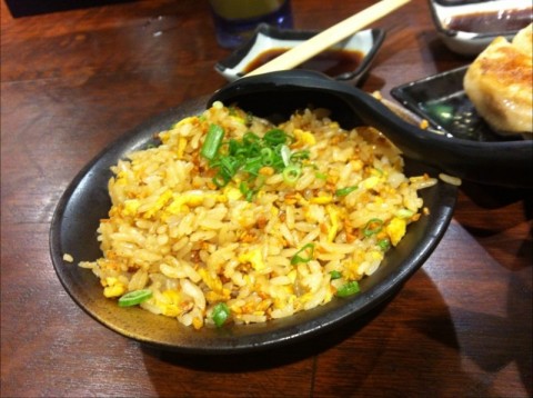 Fragrant garlic fried rice! Small portion but satisfying!