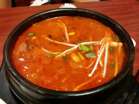Can't go too wrong with Kimchi. Stew was flavourful. 