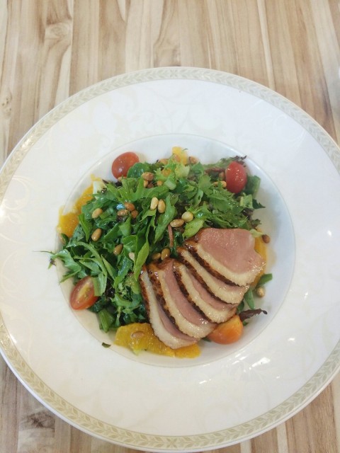 Duck is rather tasty and goes well with the greens. 