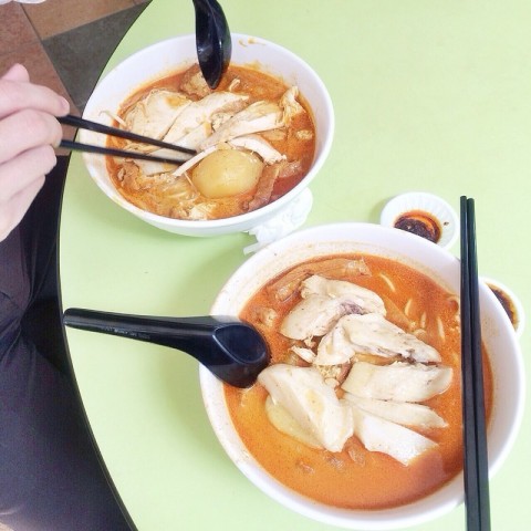 Perfect time of the year to indulge in some curry mee!