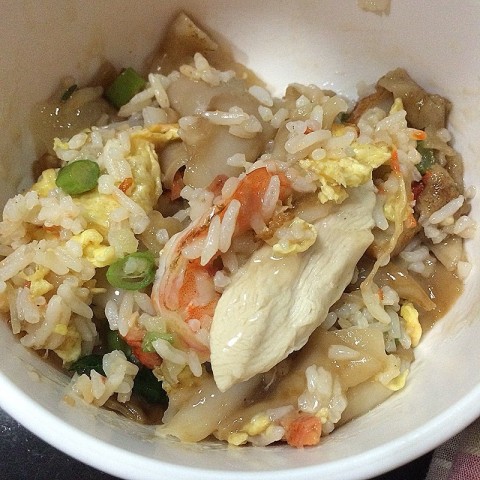 This is actually a mix of hor fun and fried rice as i got both for dinner. It's rather nice when you mixed it together! 