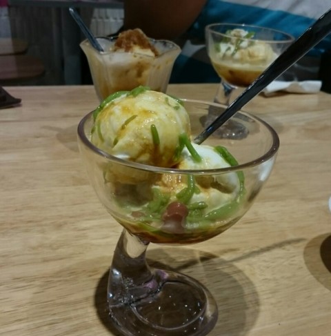 awesome chendol ice cream dessert!!! 