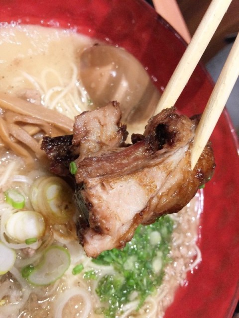 A piping hot bowl of ramen with kurobuta, see how the layers of meat melts in your mouth