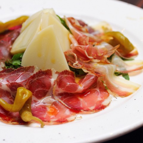 This is a selection from Calabria, Southern Italy which comes with a platter of home-cured cold cuts such as pancetta (pork belly), capocollo (pork neck) and bresaola (air-dried beef) served atop a be