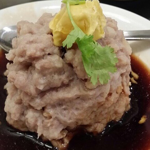 Served with the homemade soy sauce, this steamed minced pork dish gives a refreshing punch! Prepared to wait for 15 minutes for chef to steam the dish.