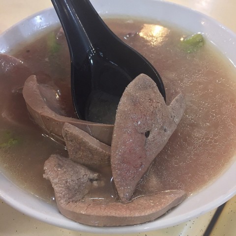 Had a mixture of pork liver and kidney. Soup is not bad and kidney is fresh. Didn't try the pork liver but friend feedback it has a bit of 粉粉 texture. 