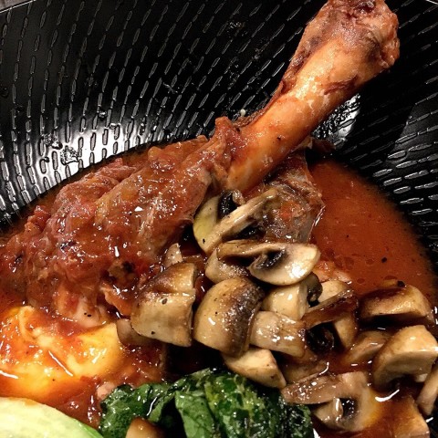 Robust lamb shank - done to perfection
