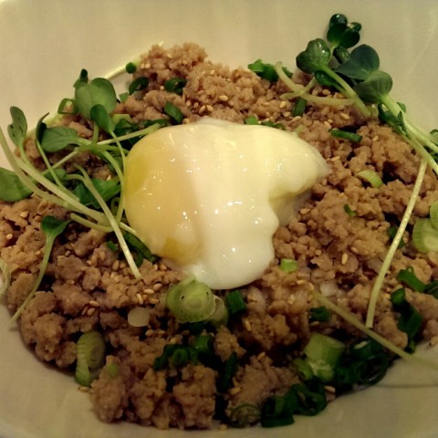 Marinated mince chicken & poached egg on millet rice. This was pretty much yummy comfort food!