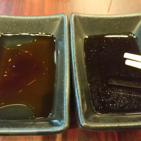 Left: Vinegar with chili oil. Right: Gyoza sauce. The first one tasted better with the yaki gyoza while the other went well with the boiled version. 