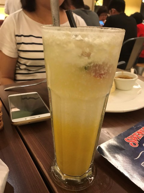 Mango and Peach flavored sparkling drink